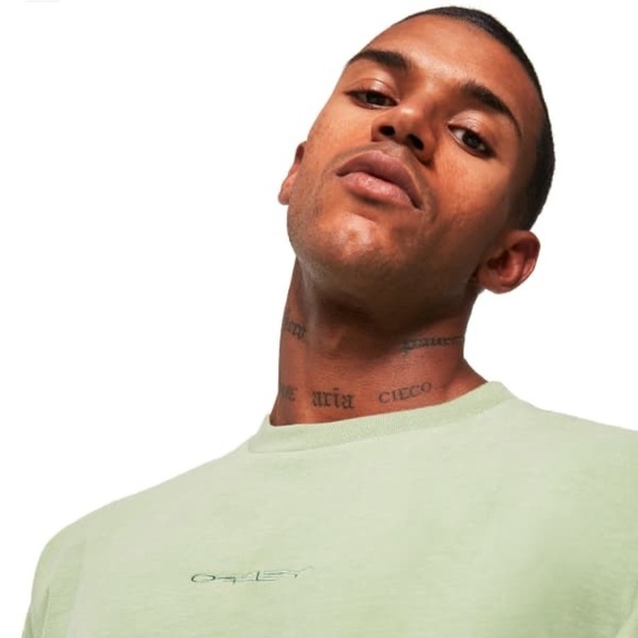 Oakley Embroidered Relaxed Fit SoHo SL Tshirt in New Jade - Picture 3 of 11